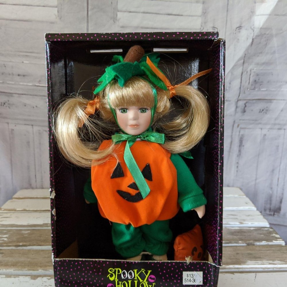 Spooky Hollow Tiny Treaters Patricia Pumpkin Doll